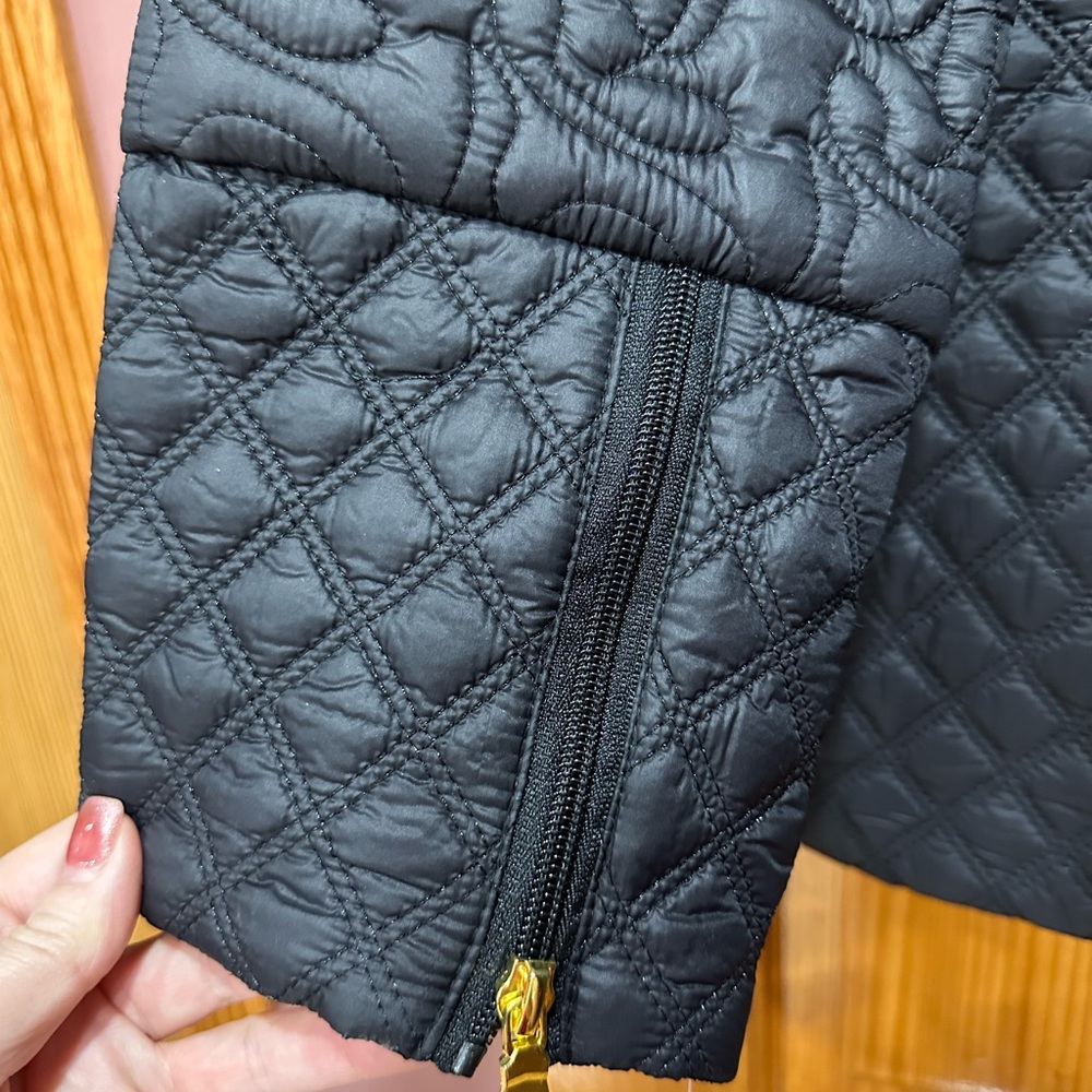 Jacket - Picture 8 of 10
